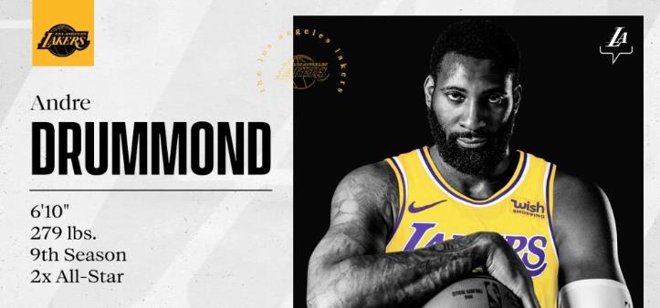 The Lakers team has officially signed free players Andre Dellamond