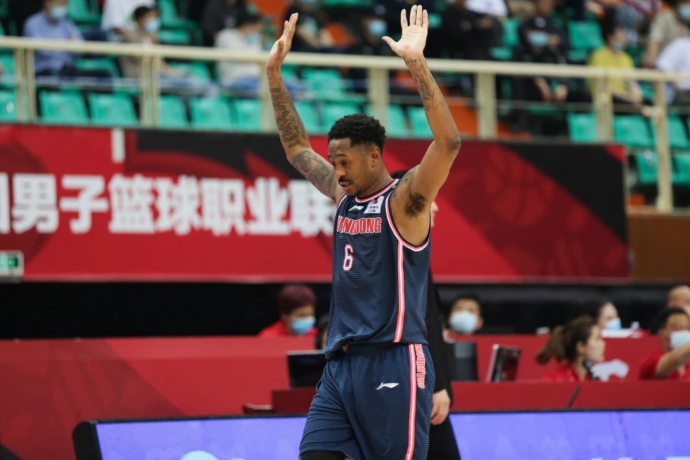 The probability of winning the championship in Liaoning is greatly improved! Guangdong men’s basketball official announced that foreign aid horse Shang Brooks was diagnosed as a baked crack, season reimbursement