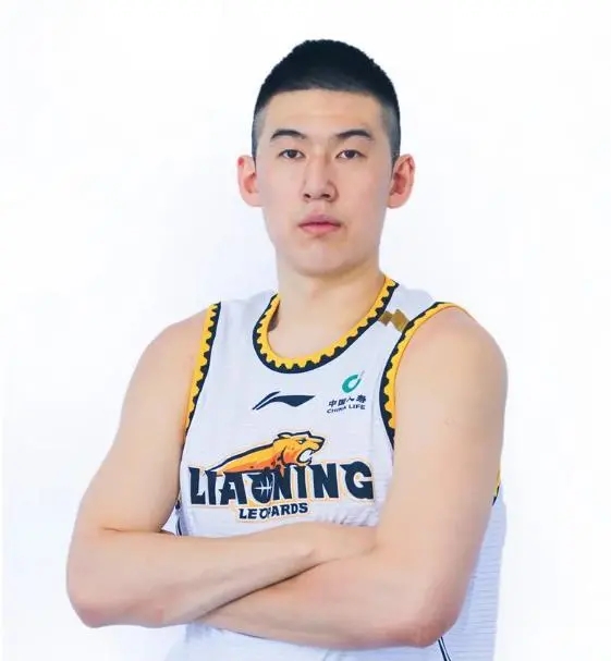 Liaoning official notice: Fuhao officially became a registered player of Liaoning, and will play the No. 1 shirt to play the CBA League in the Liaoyou.