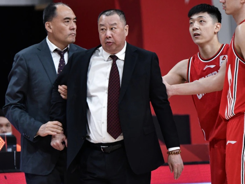 CBA official Xuan: Wu Qinglong doubts the referee’s sentence and provocative the referee stop 2 games and fine of RMB 20,000.