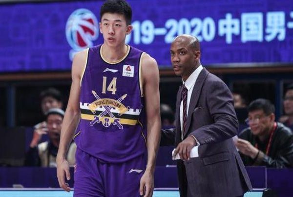 CBA: The Hongyuan is once again usher in a wave of 9 winning North Control, the struggle, the Sichuan team won the three-game winning steel lineup configuration and tactical play, there is a serious problem.