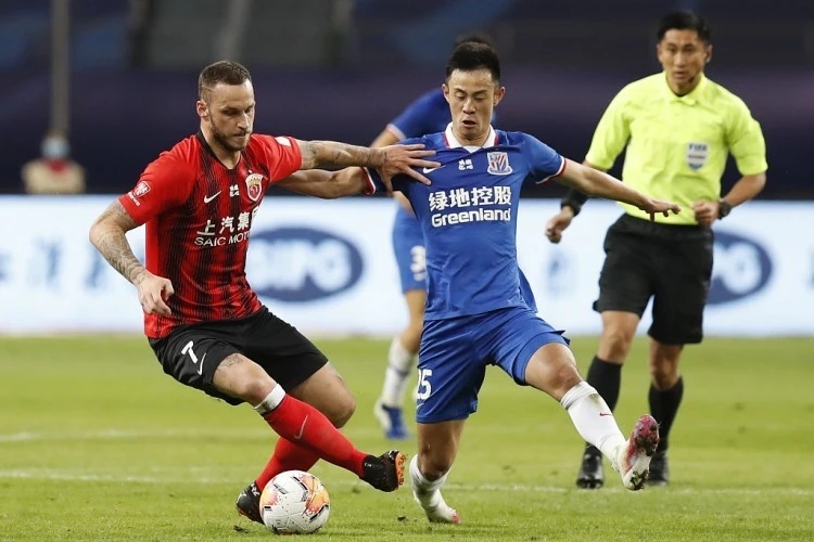Super League: Shanghai Shenhua 1-1 draws Shanghai Harbor Shenhua still lacks self-confidence harbor to expose the weakness of the bench depth